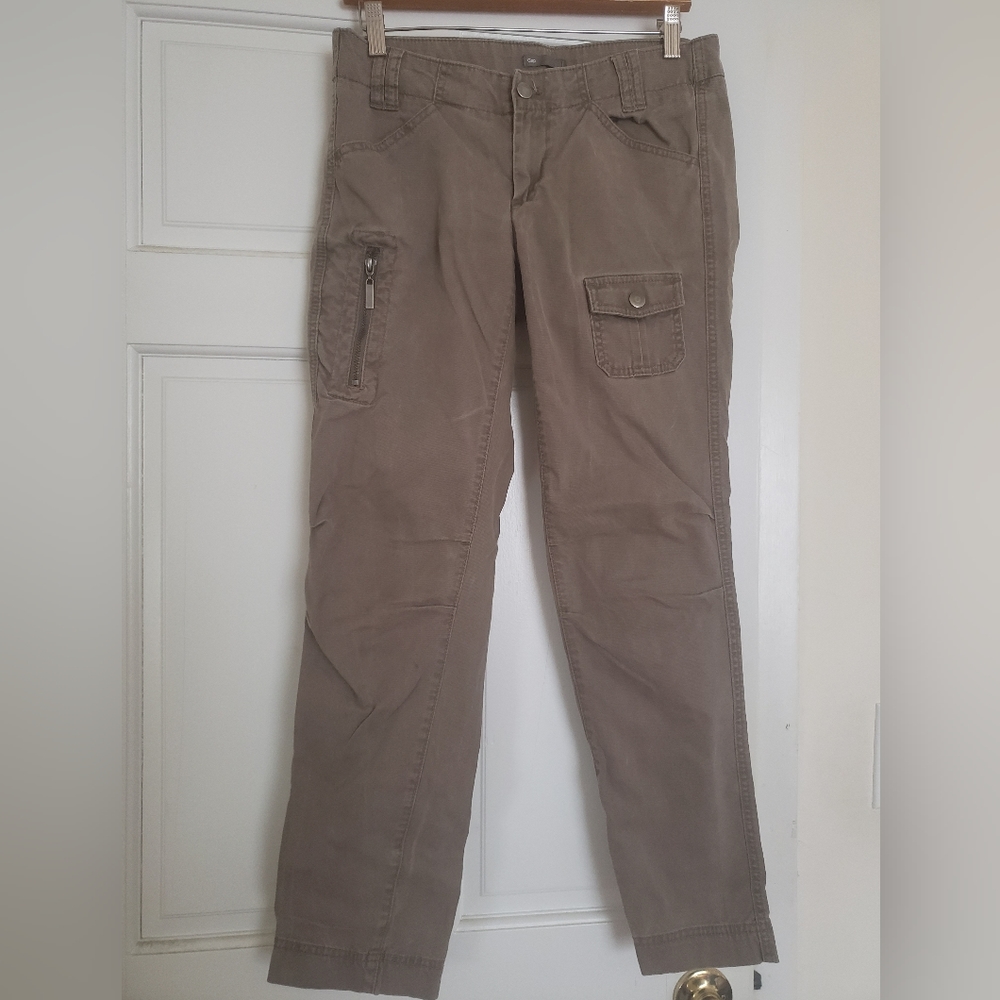 Gap women's straight legs cargo pants